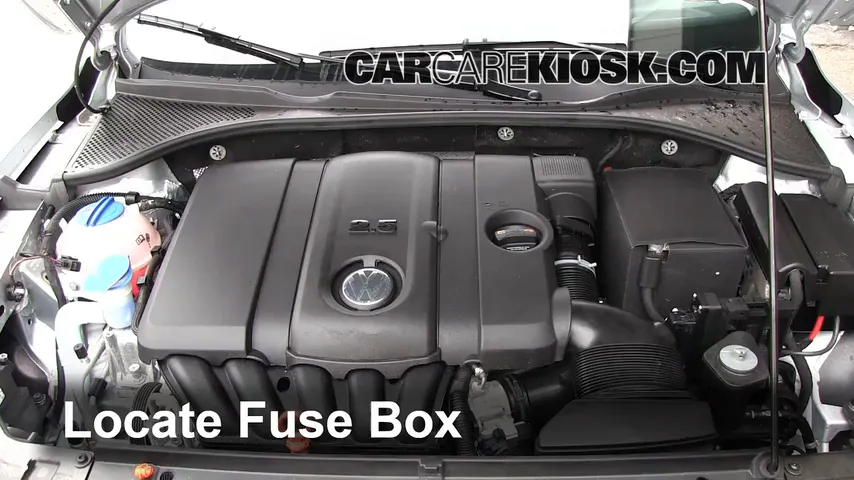2012 Volkswagen Passat S 2.5L 5 Cyl. Sedan (4 Door) Fusible (motor) Control